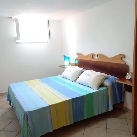 Seminterrato Salento شقة أليستي